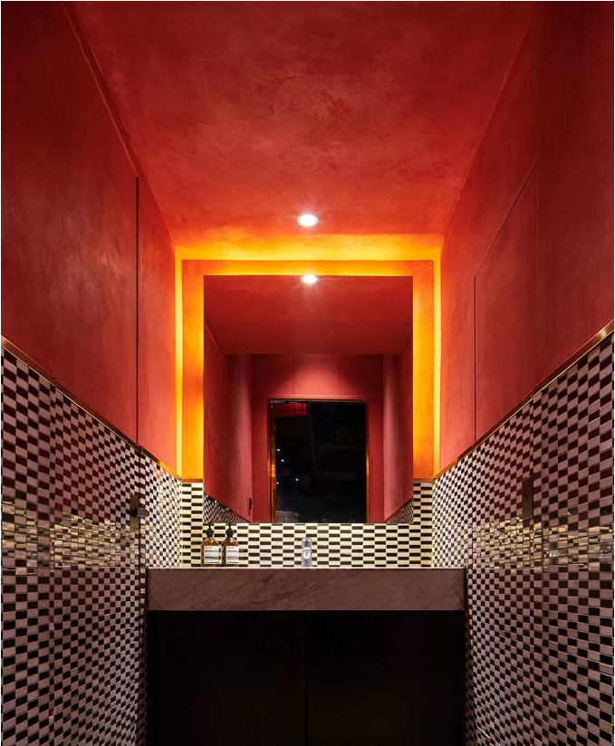 威尼斯泥與威士忌,此刻為你醉倒